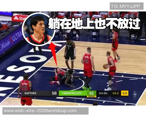 篮球明星单膝跪地引发热议背后的故事与意义探讨 篮球明星单膝跪地引发热议背后的故事与意义探讨